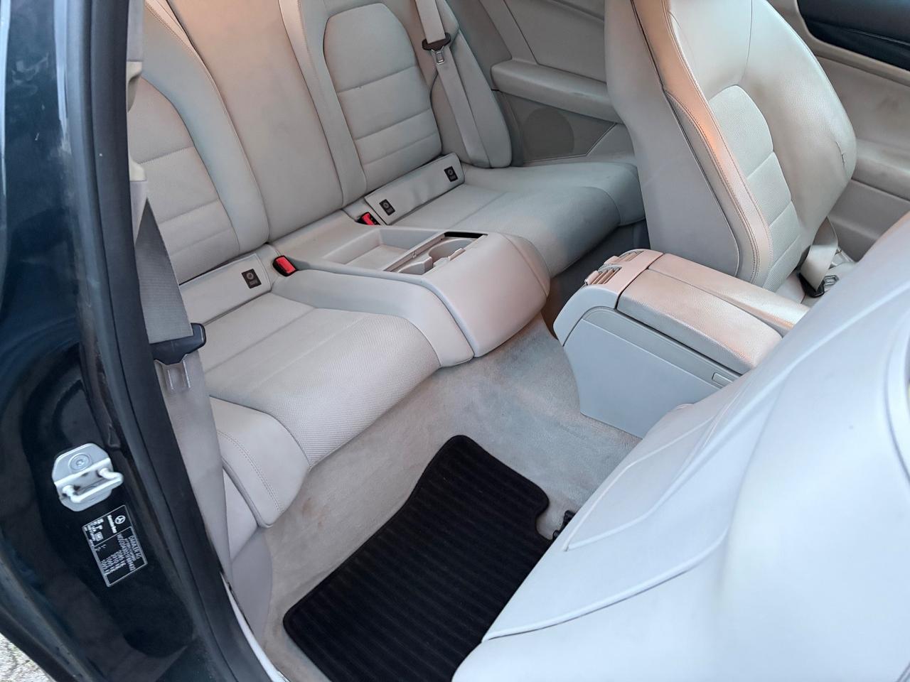 Mercedes-benz C 220 CDI Coupé Avantgarde 2013