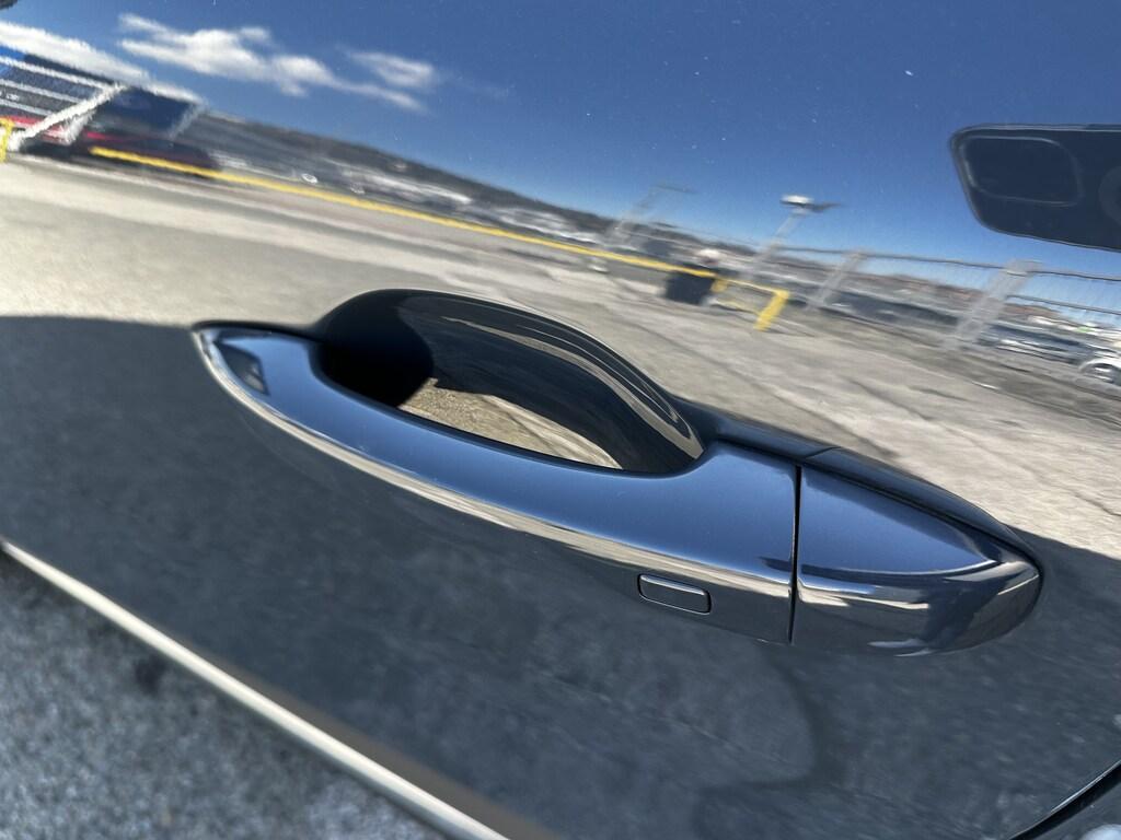 Renault Captur 1.6 Plug-in Hybrid Intens E-Tech Auto