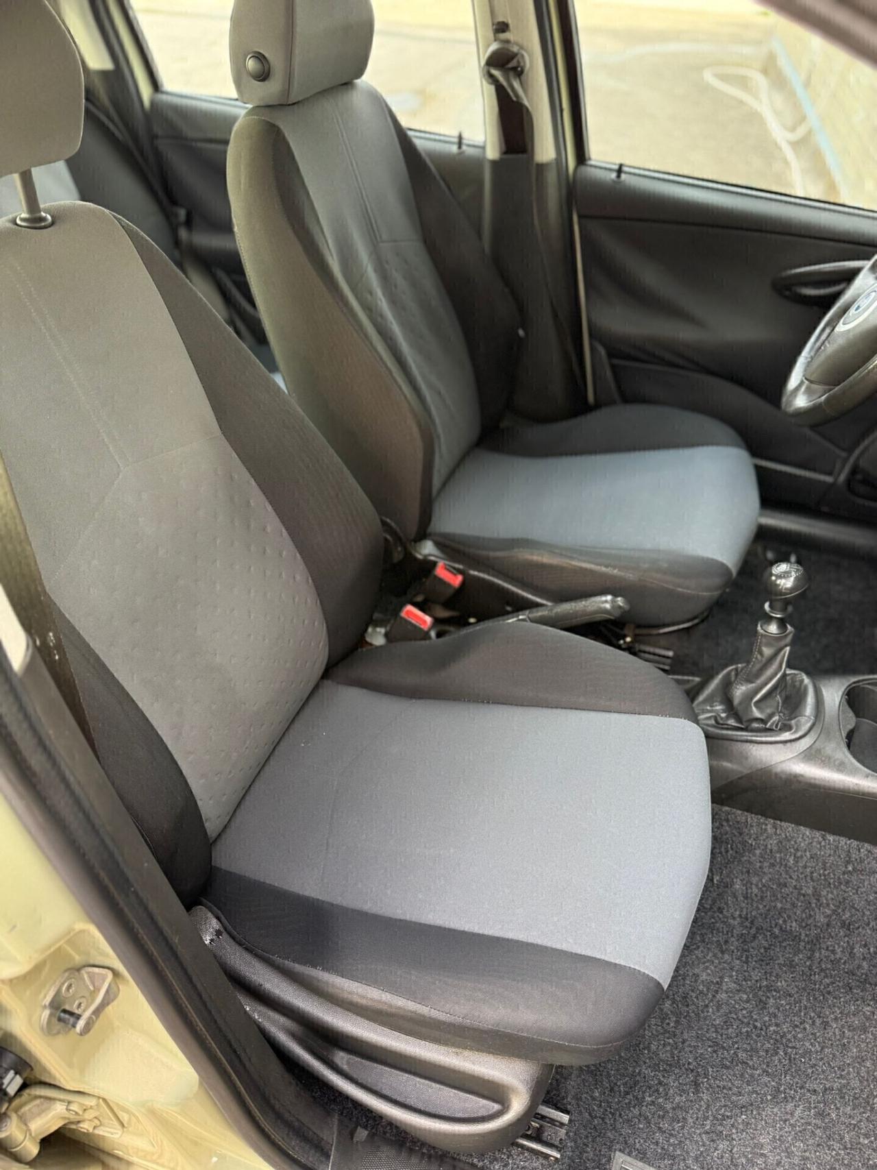 Fiat punto 5porte 1.2 benzina NEOPATENTATI