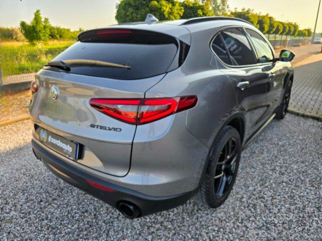 ALFA ROMEO Stelvio 2.2 Turbodiesel 190 CV AT8 Q4 Sprint