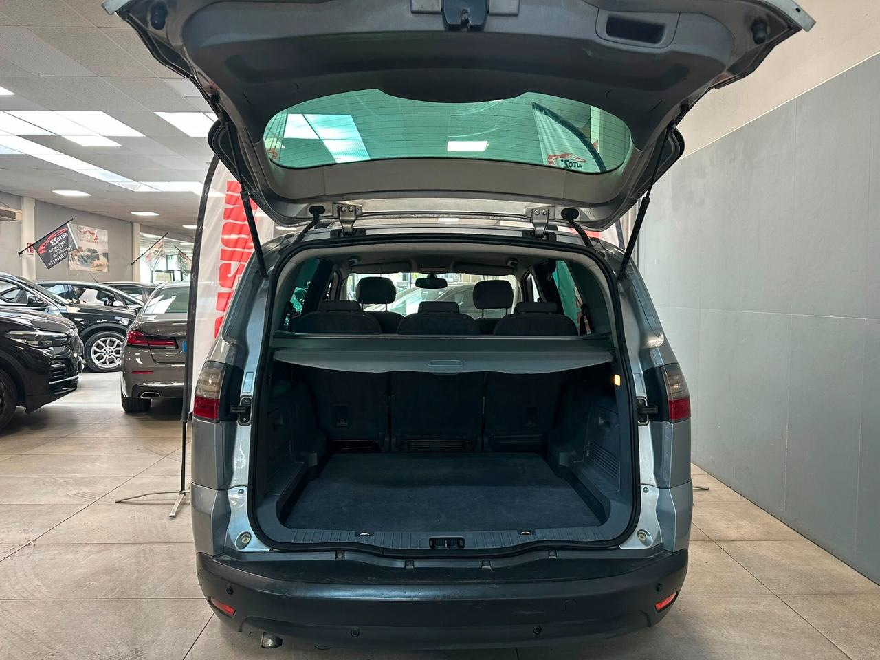 Ford S-Max 2.0 TDCi 140CV Titanium