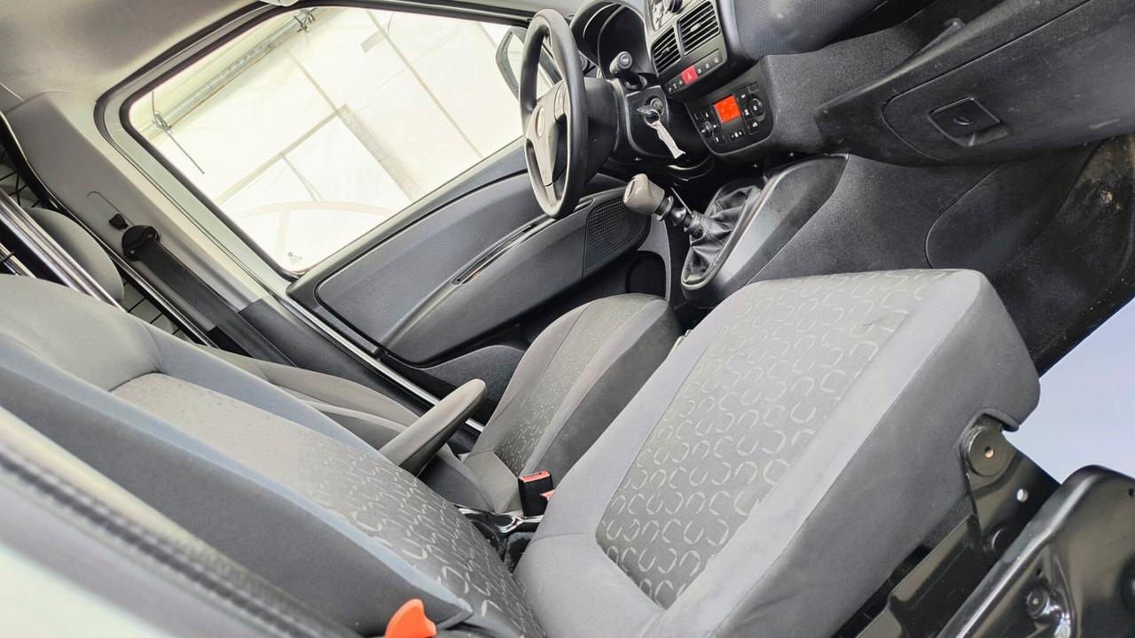 Fiat Doblo 1.6 MJT 16V Dynamic sensori clima gancio traino