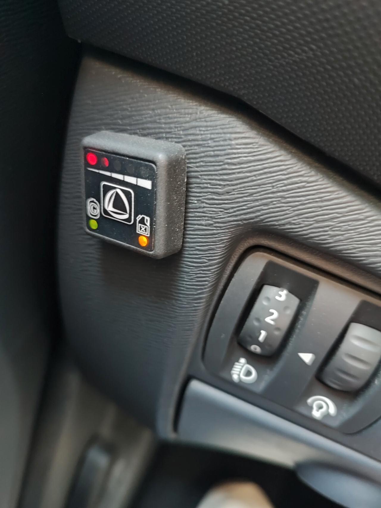 RENAULT NEW TWINGO 2013 A GPL GOMMATA REVISIONATA