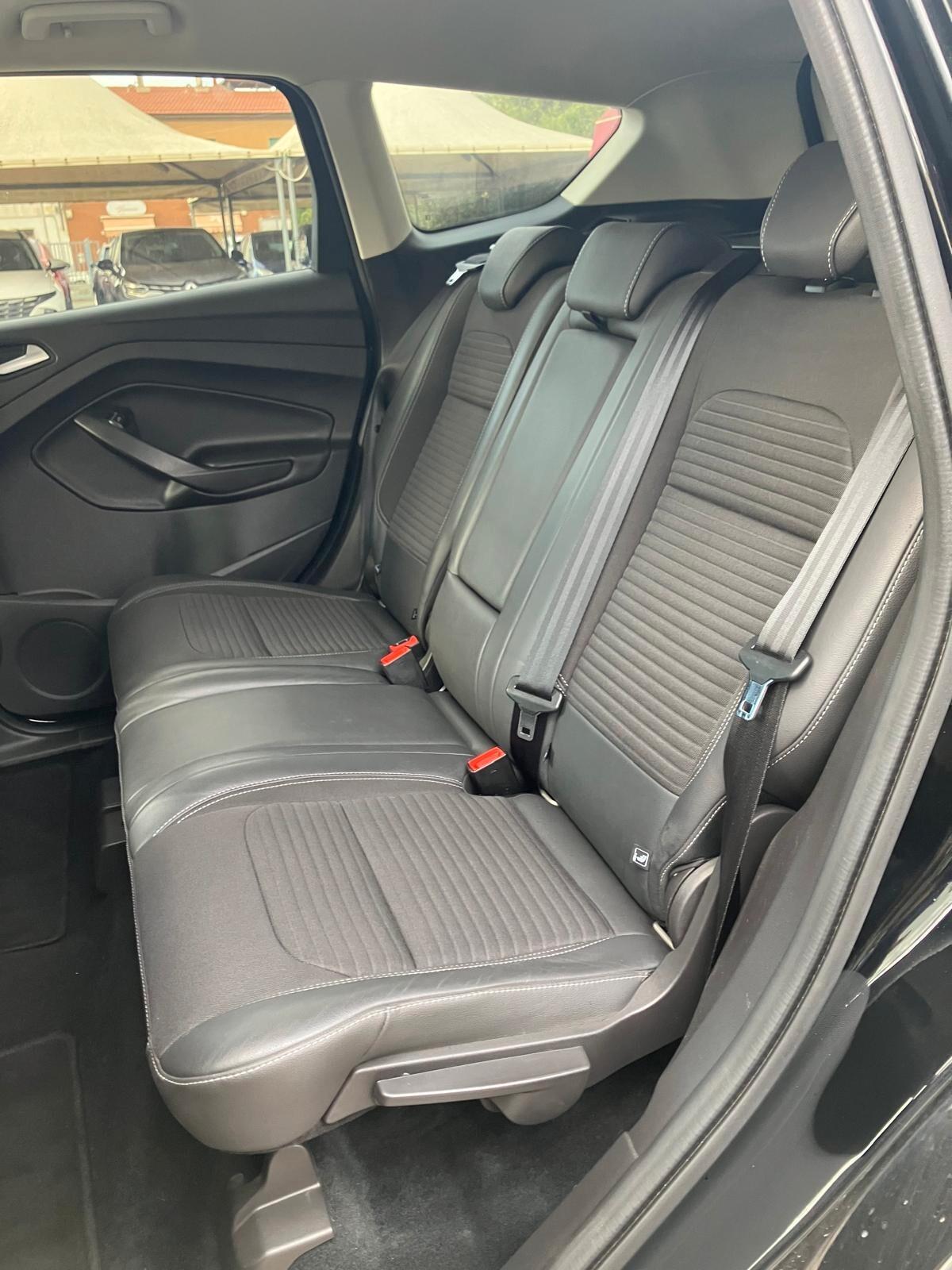 FORD KUGA 1.5 TDCì 120cv Powershift Edition