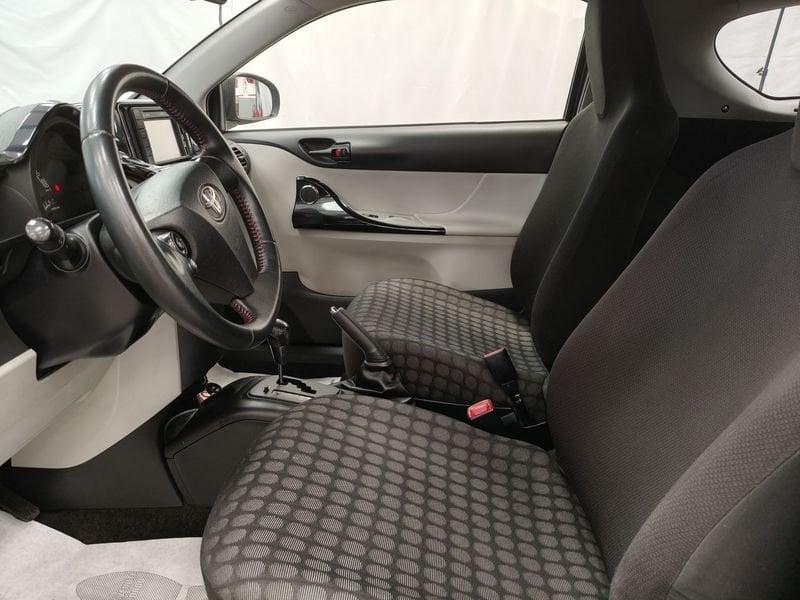 Toyota iQ iQ 1.3 CVT Executive