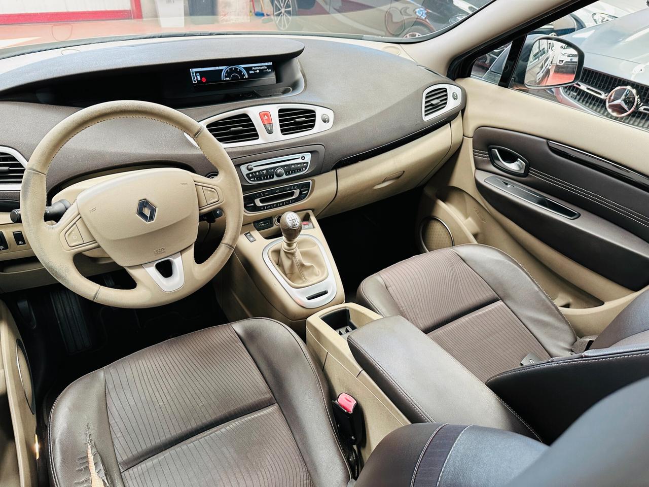 Renault Grand Scénic 7posti 1.9 dCi 130CV Luxe