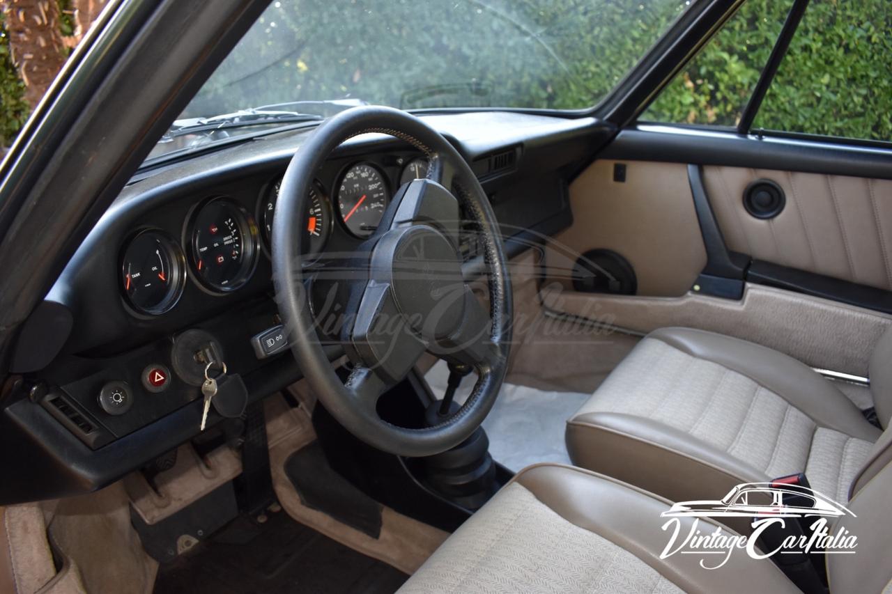 Porsche 911 SC Targa