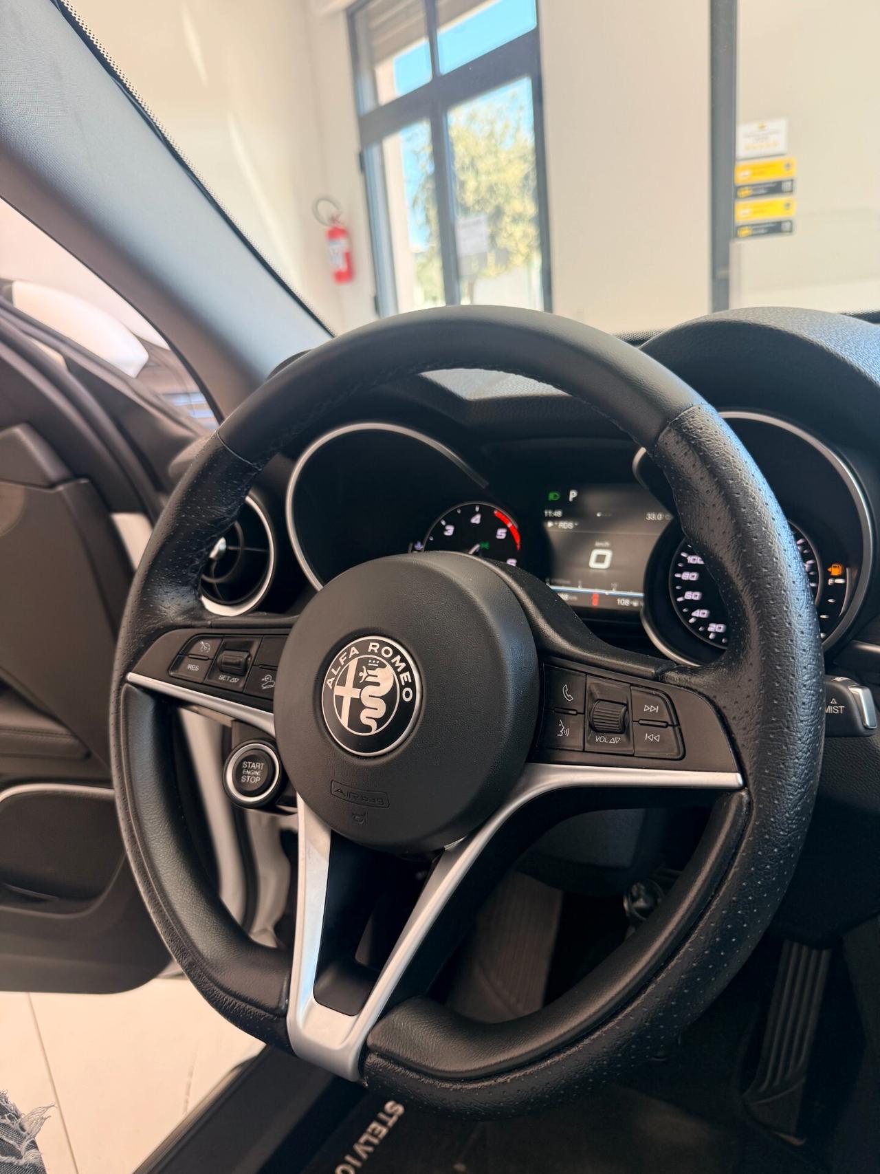 Alfa Romeo Stelvio 2.2 t Super Q4 210cv auto TETTO APRIBILE,TELECAMERA,SEDILI RISCALDABILI,NAVI,ANDROID AUTO,BLOCK SHAF