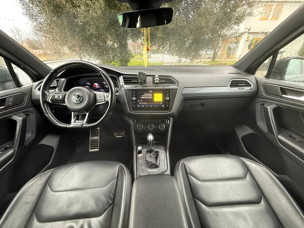 Volkswagen Tiguan 2.0 TDI 150 CV DSG R-Line