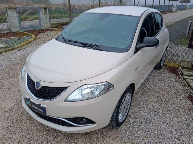 LANCIA Ypsilon 1.2 69 CV 5 porte GPL Ecochic Silver