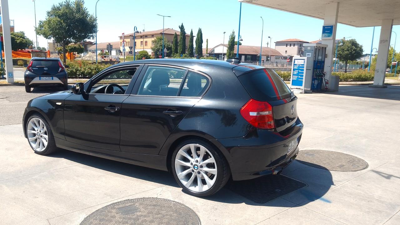 Bmw 118 D 5 P ATTIVA 2010 EURO 5 A DPF