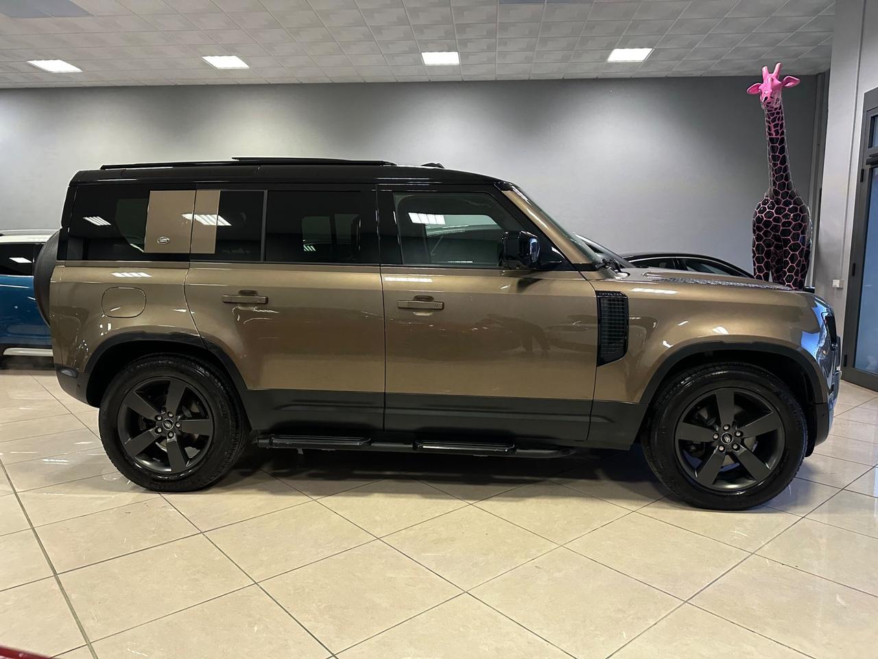 Land Rover Defender 110 3.0D I6 250 CV AWD 7 POSTI IVA ESPOSTA TETTO APRIBILE