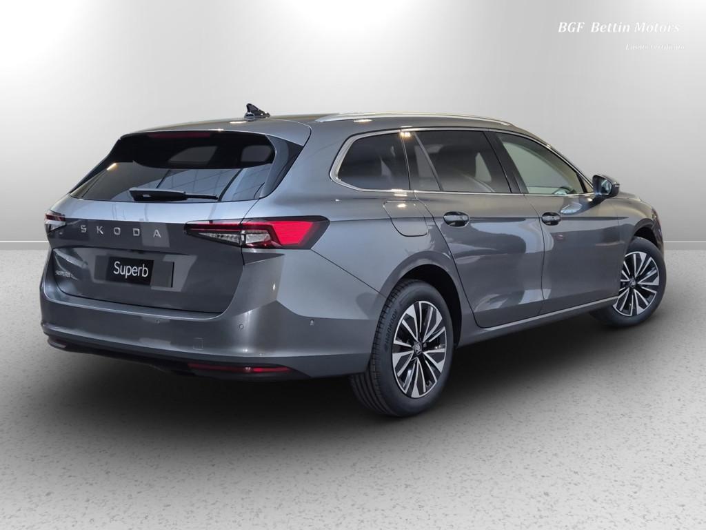 Skoda Superb Wagon 2.0 tdi Selection 150cv dsg