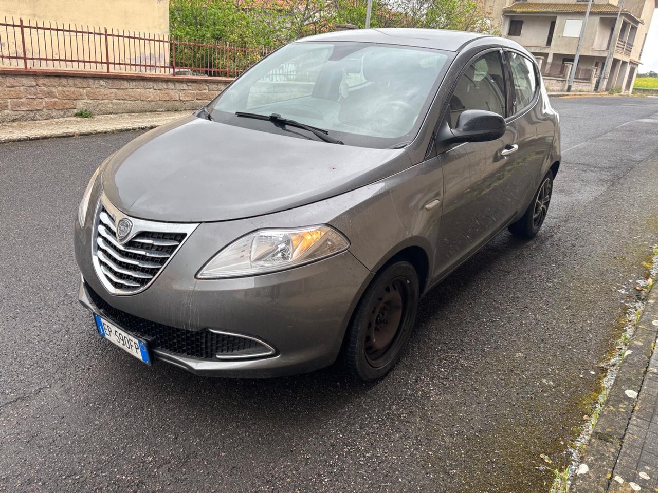 Lancia Ypsilon 1.3 MJT 16V 95 CV 5 porte S&S Gold