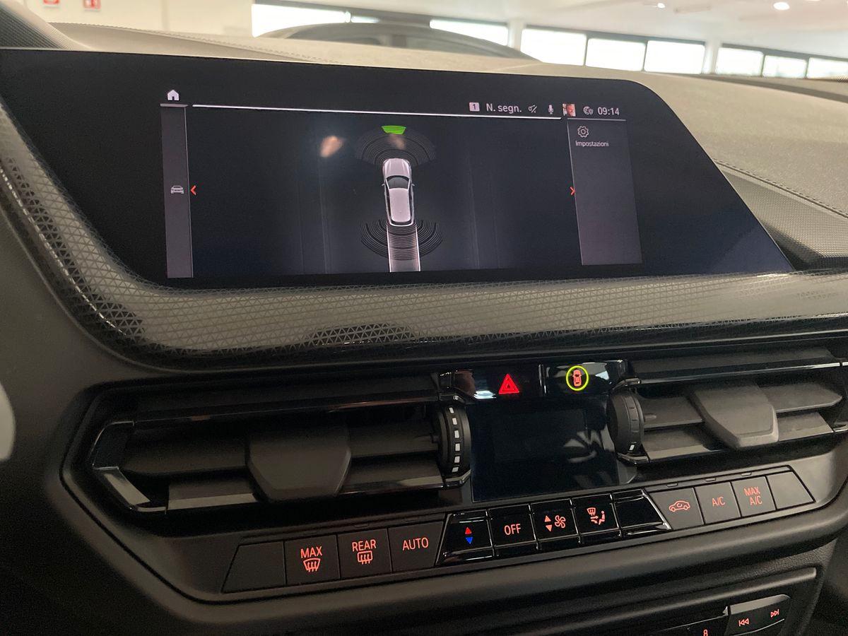 BMW Serie 1 F40 - 118i Sport 140cv