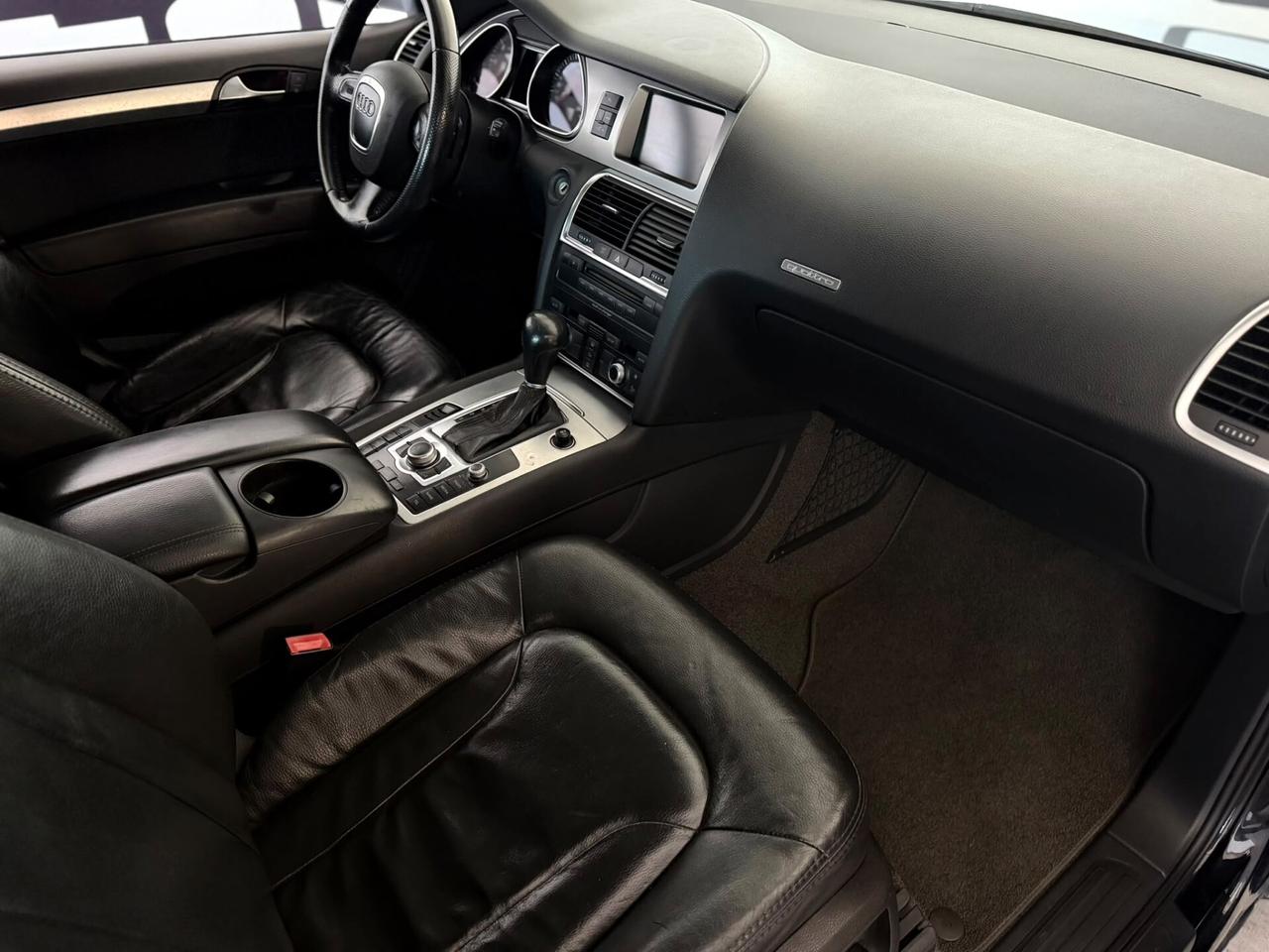 Audi Q7 3.0 V6 TDI 233CV quattro 7 Posti