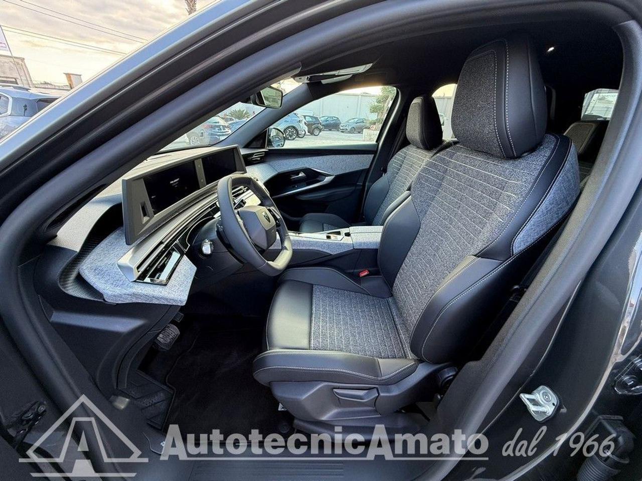 Peugeot 5008 Plug-in Hybrid 195 e-DCS7 Allure