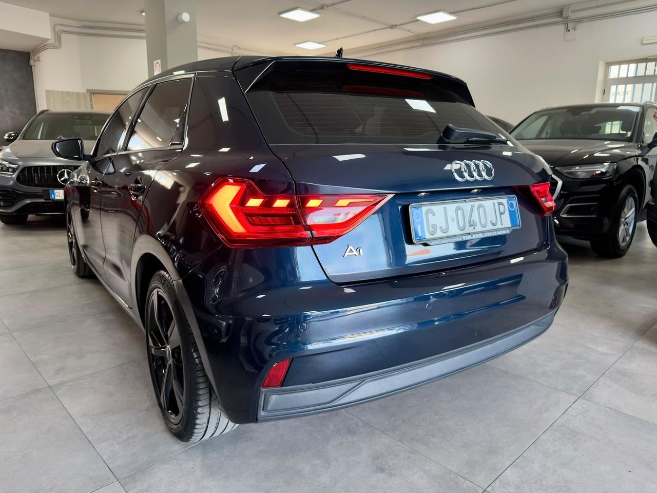 Audi A1 SPB 25 1.0 TFSI 95cv S tronic Admired 2022