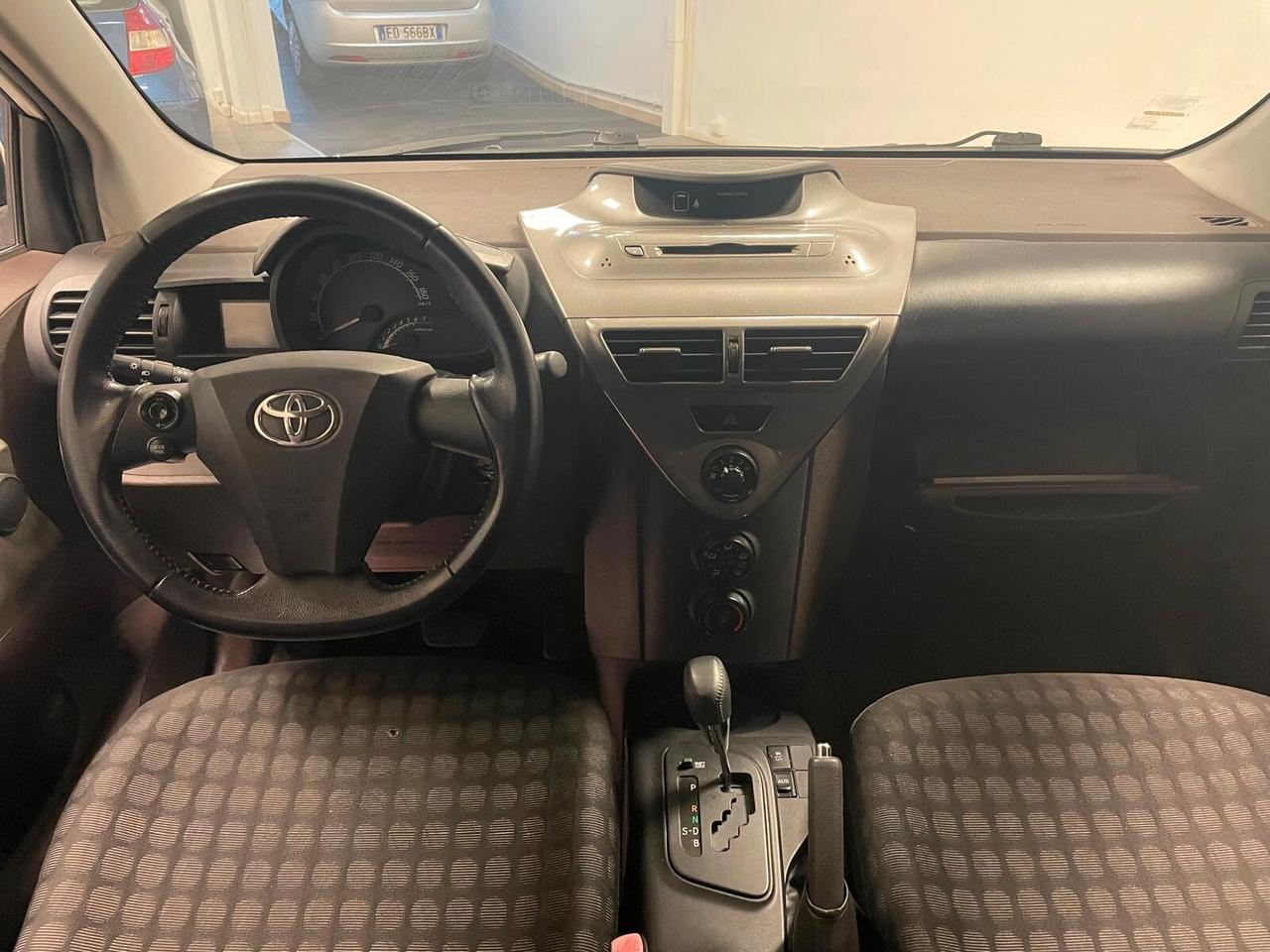 TOYOTA iQ 1.0 - OK NEOPATENTATI - AUTOMATICO