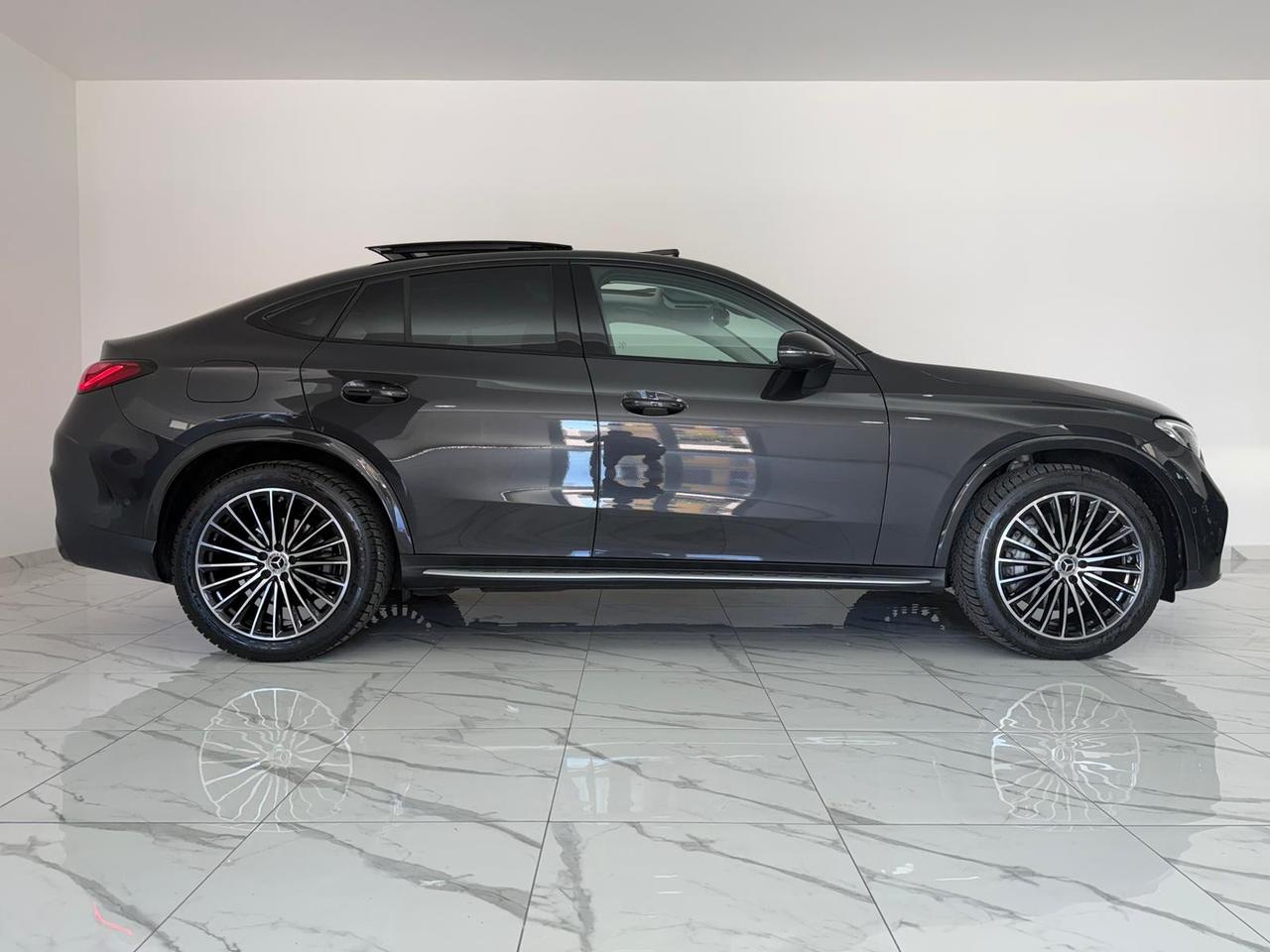 MERCEDES GLC 220 4 MATIC PREMIUM AMG TETTO PANORAMICO