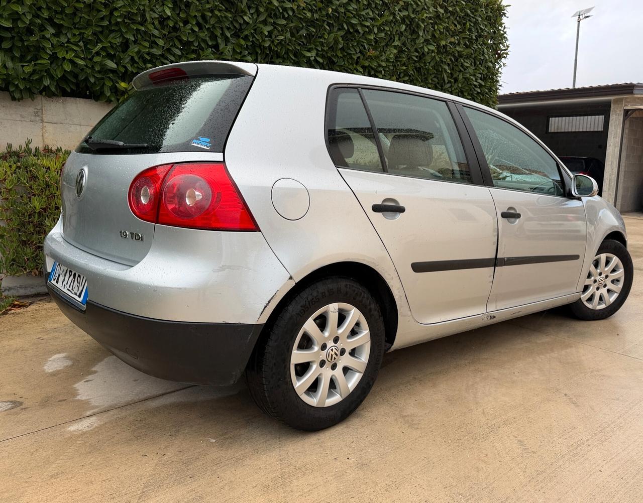 Volkswagen Golf 5 1.9 /105 cv Sport line