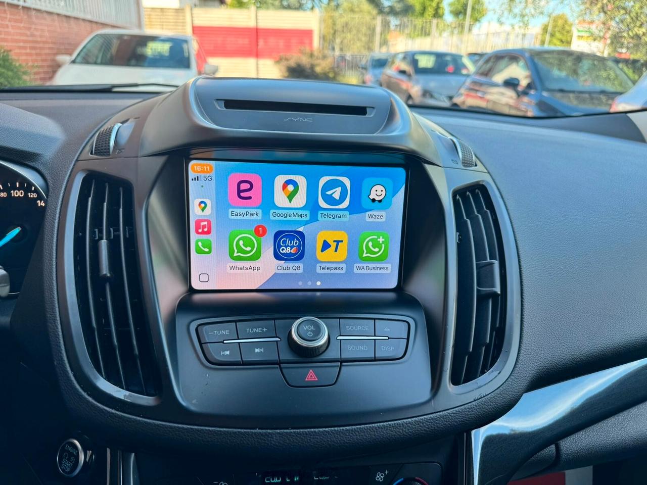 Ford Kuga 1.5 TDCI 120CV Powershift titanium