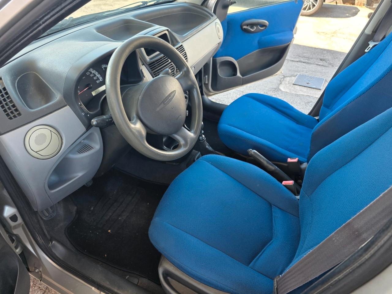 Fiat Punto 1.2i cat 5 porte SX com 304.000km Neopatentati ok