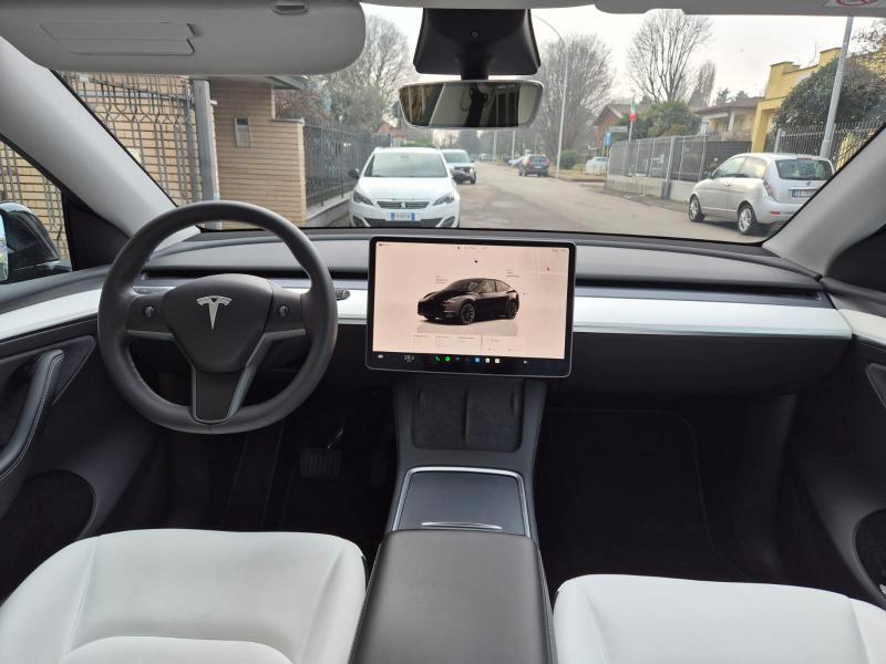 Tesla Model Y Long Range Dual Motor awd