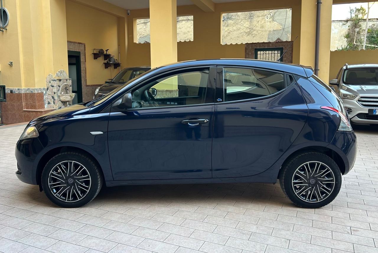 Lancia Ypsilon 1.2 69 CV 5 porte GPL Ecochic Gold 2019