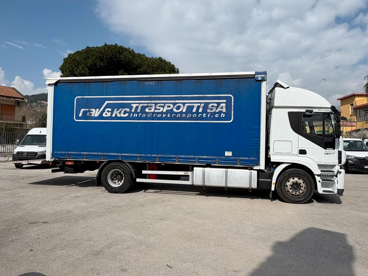IVECO STRALIS 190S42 CENTINATO CON SPONDA