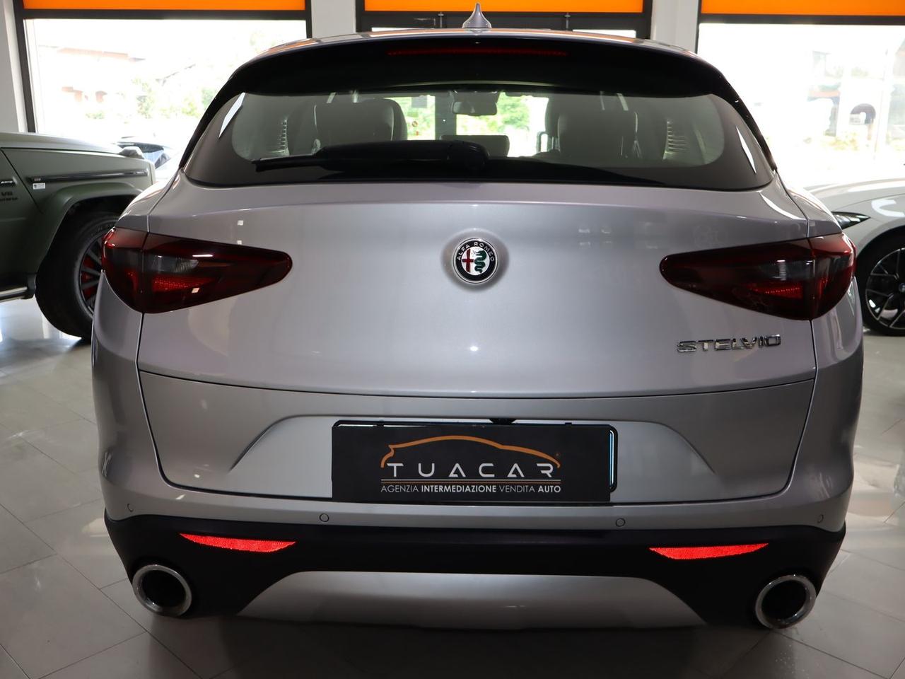 Alfa Romeo Stelvio Executive 2.2 #10872