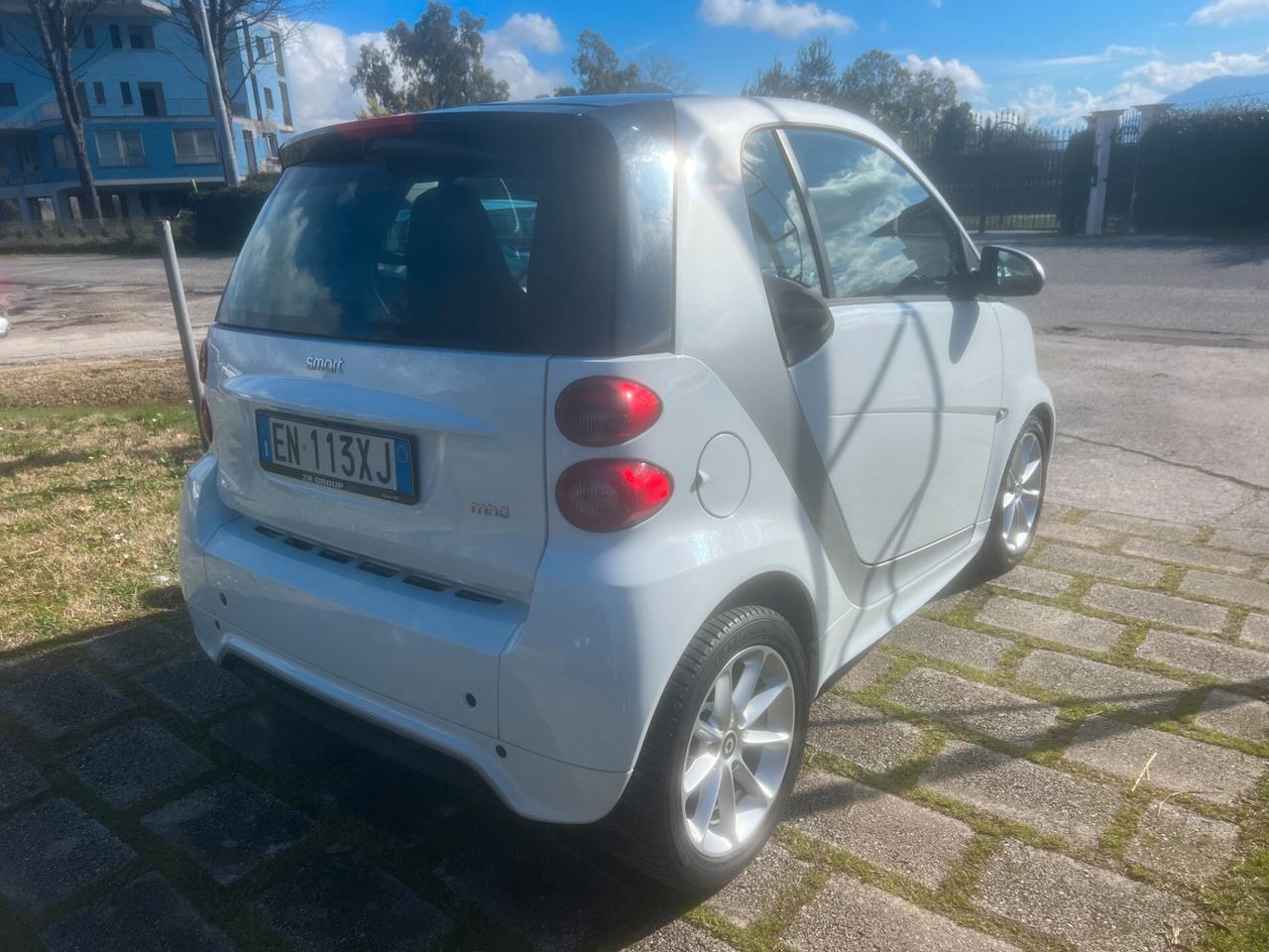 Smart ForTwo 1000 52kW MHD passion-2012