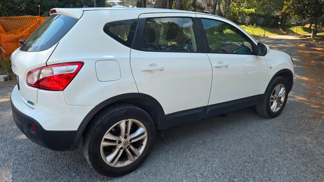 Nissan Qashqai 1.5 dCi DPF Tekna