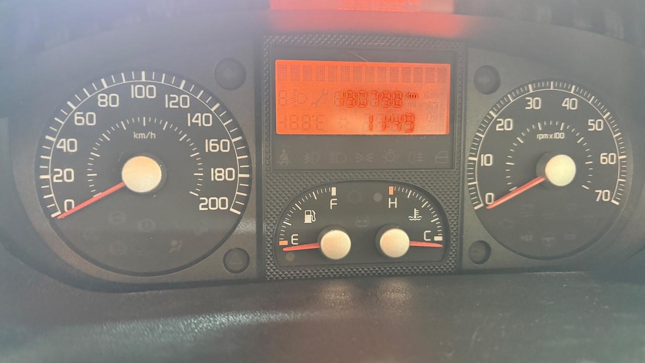 Fiat Idea 1.4 16V Emotion