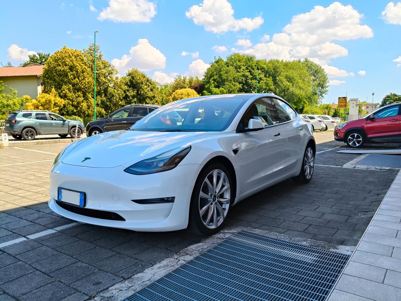 Tesla Model 3 Long Range Dual Motor AWD
