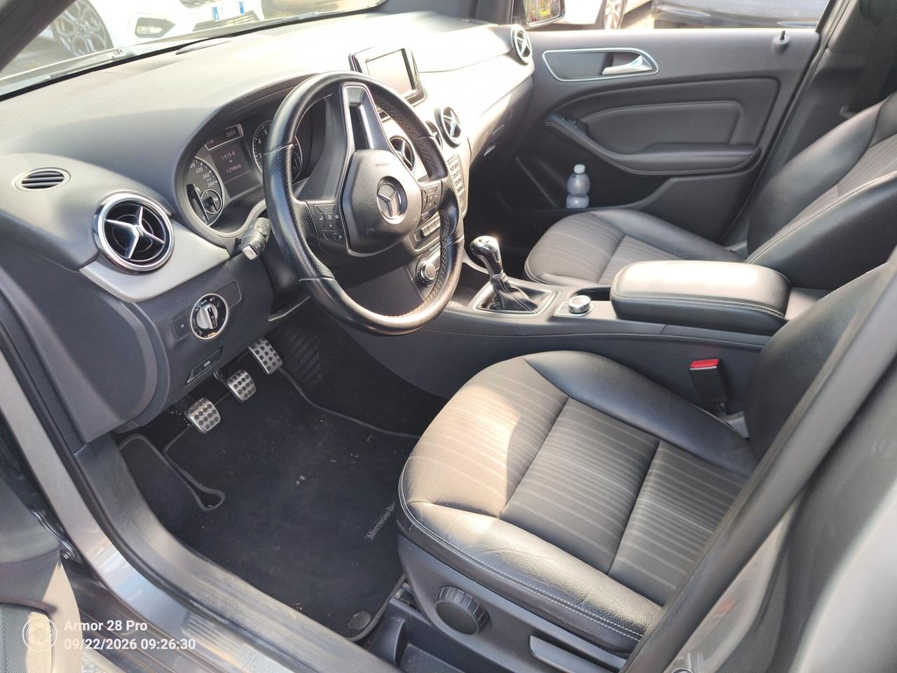 Mercedes-benz B 180 BlueEFFICIENCY Premium