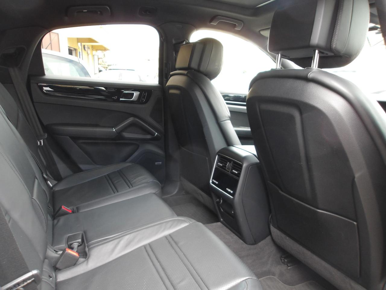 Porsche Cayenne Coupe 3.0 tiptronic