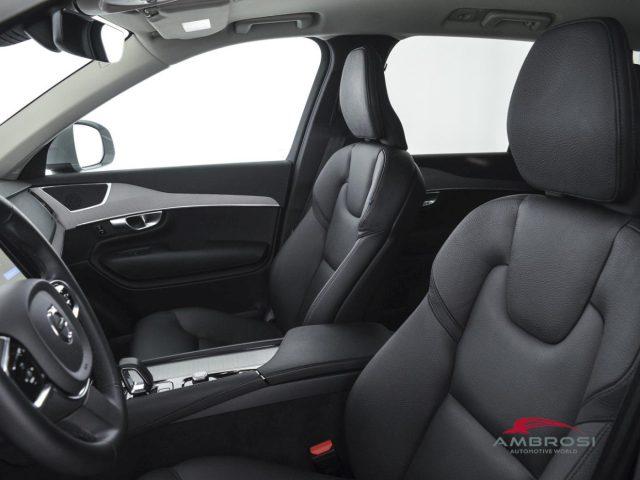 VOLVO XC90 2.0 b5 Core awd 7p.ti auto
