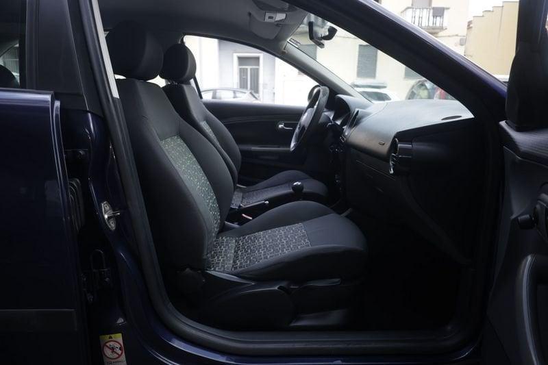 SEAT Ibiza SEAT Ibiza 5p 1.2 12v Stylance c/radio Dual 51KW ANNO 2009