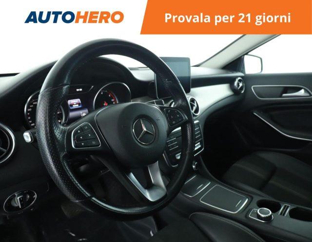 MERCEDES-BENZ GLA 200 d Automatic Sport