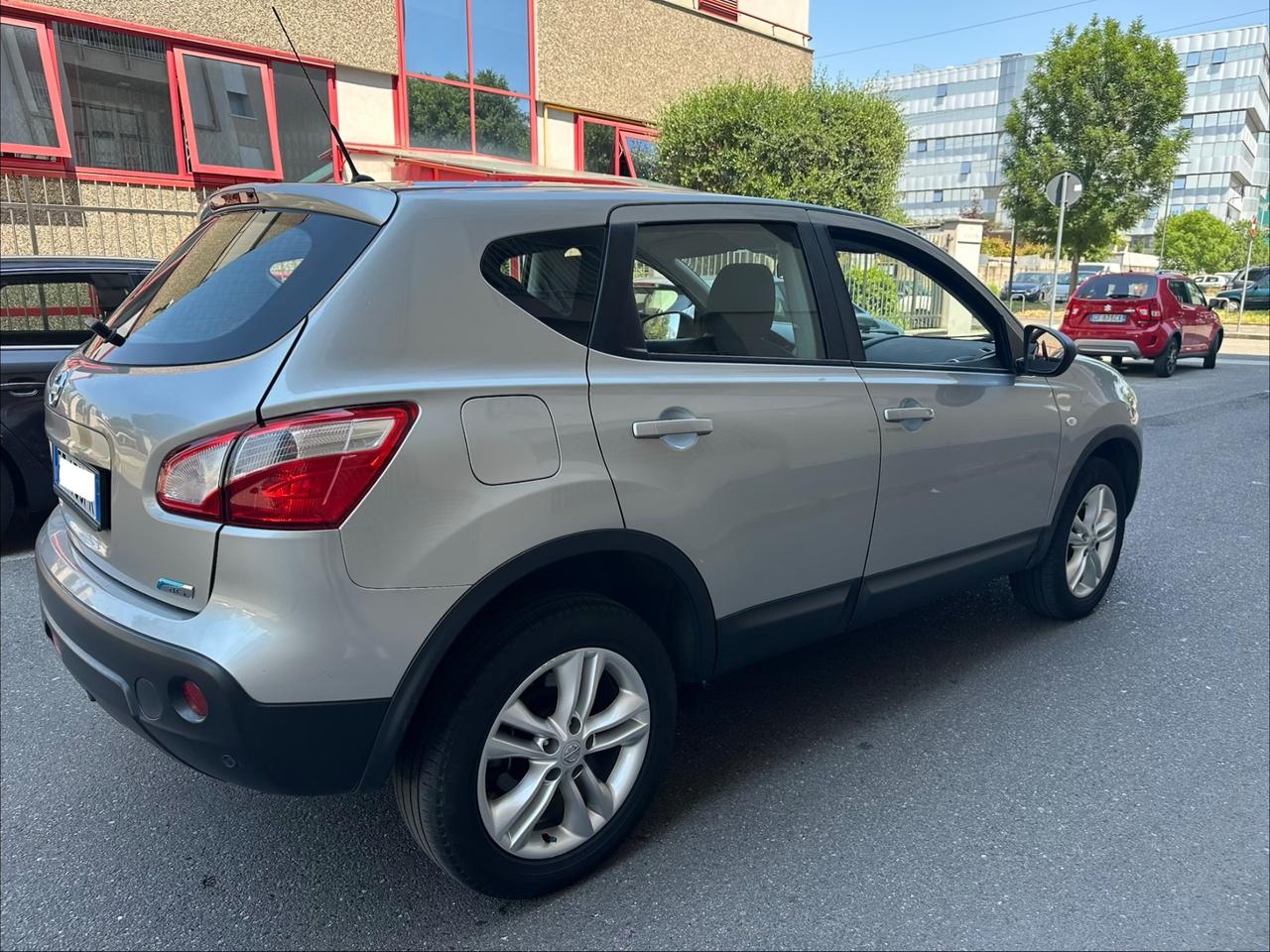 Nissan Qashqai 1.6 dCi DPF Tekna - euro 5