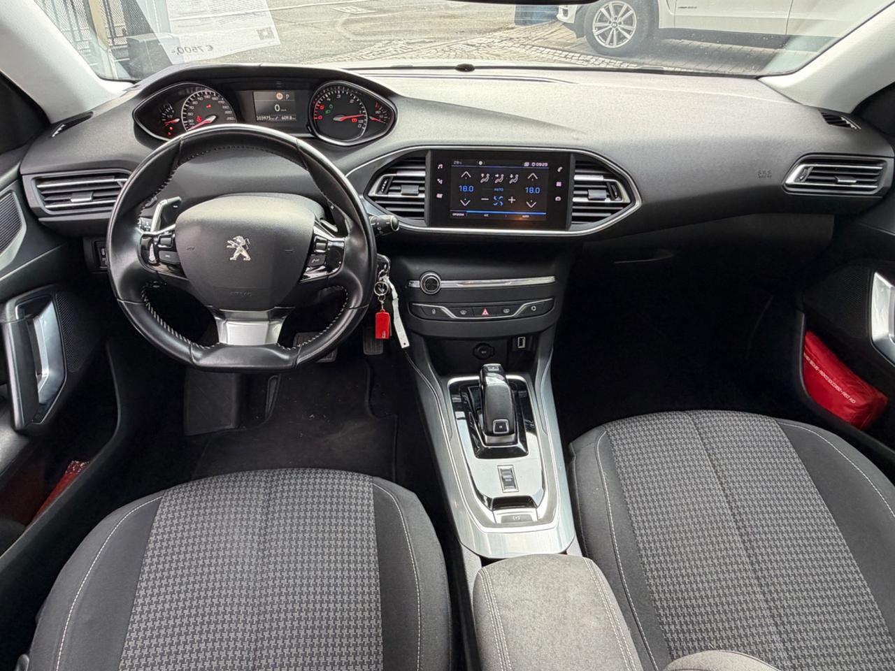 Peugeot 308 BlueHDi 130 S&S Active