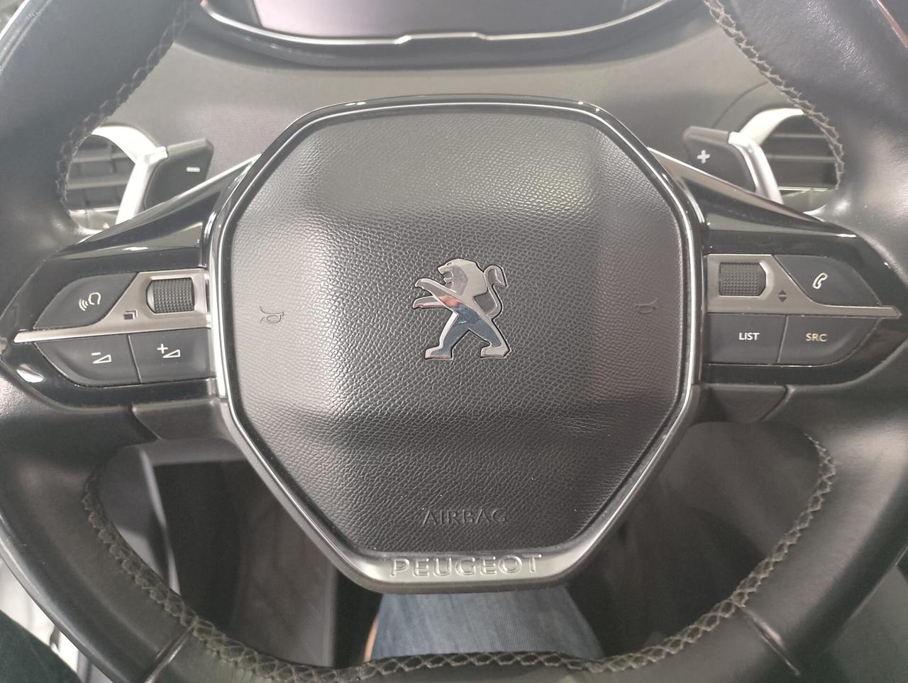 Peugeot 3008 BlueHDi 130 S&S EAT8 Allure