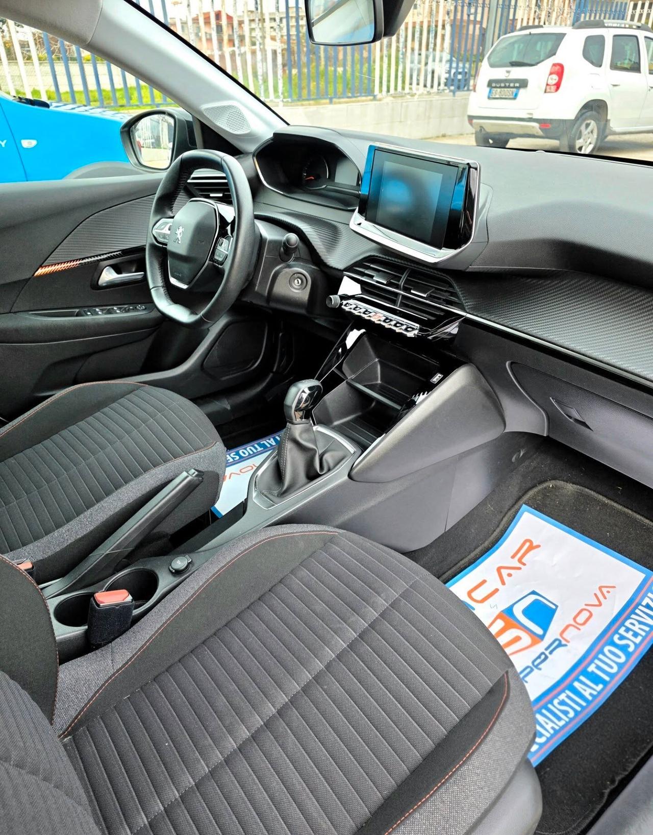 Peugeot 208 1.2 bz 75cv Allure con 74.000