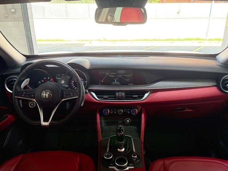 Alfa Romeo Stelvio 2.0 Turbo Benzina 280CV AT8 Q4 Executive