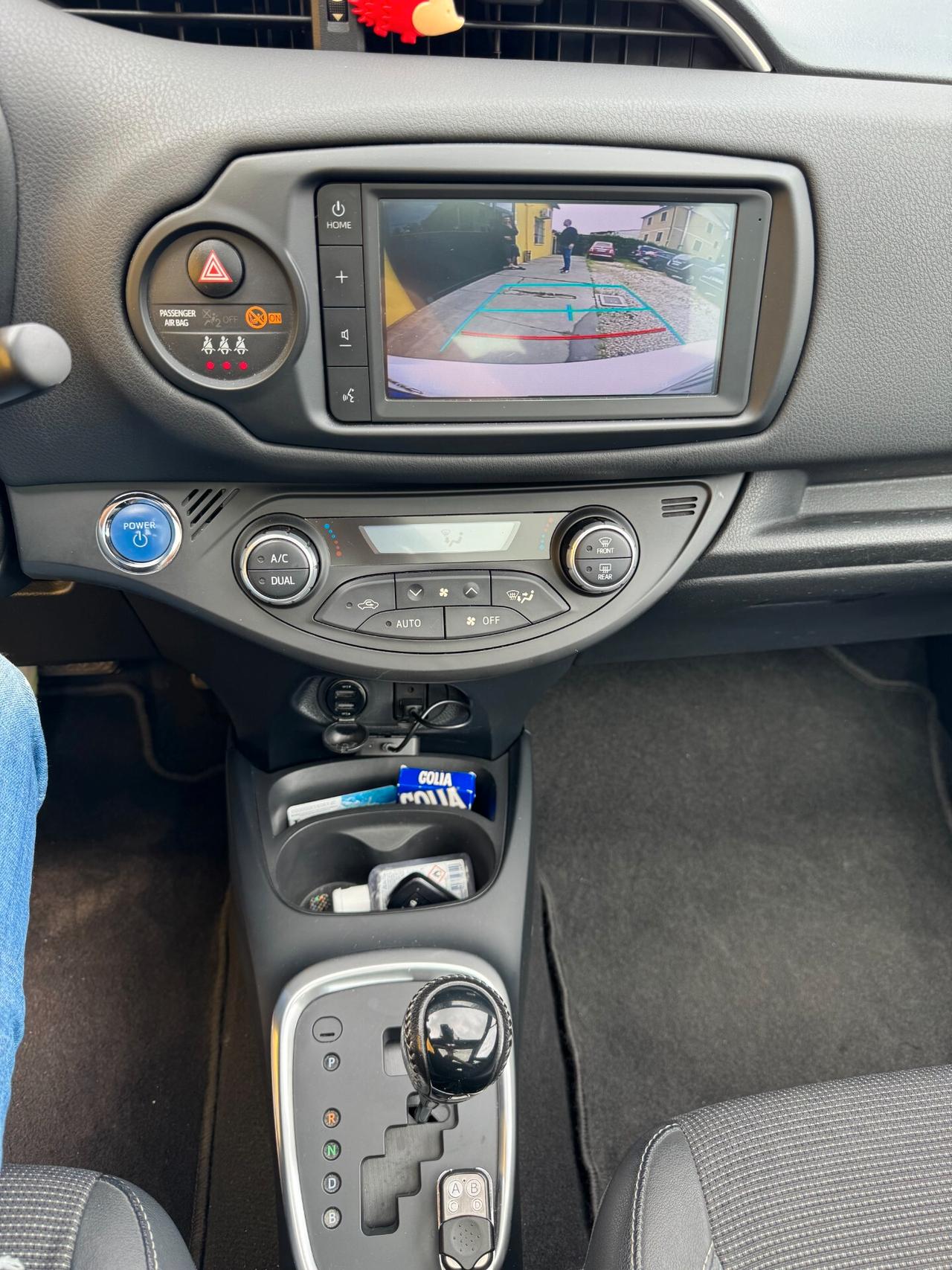 TOYOTA YARIS 2019 FULL OPTIONAL TETTO GARANZIA 2034 CASA MADRE