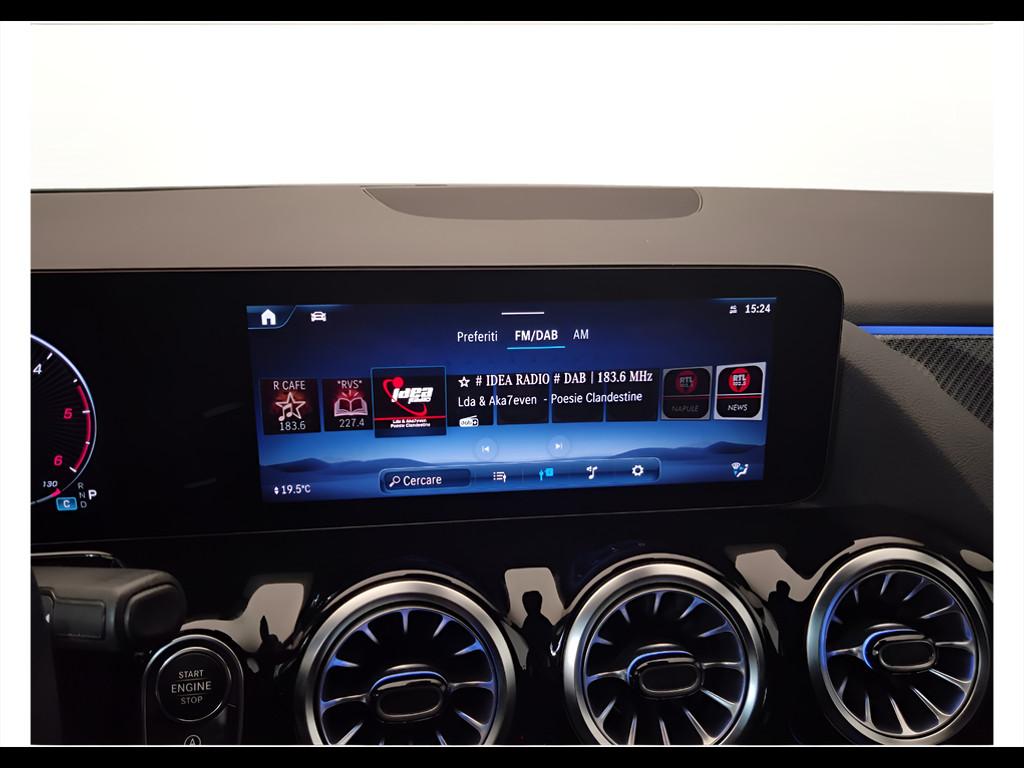 Mercedes-Benz Classe B - W247 2023 - B 180 d AMG Line Advanced Plus auto