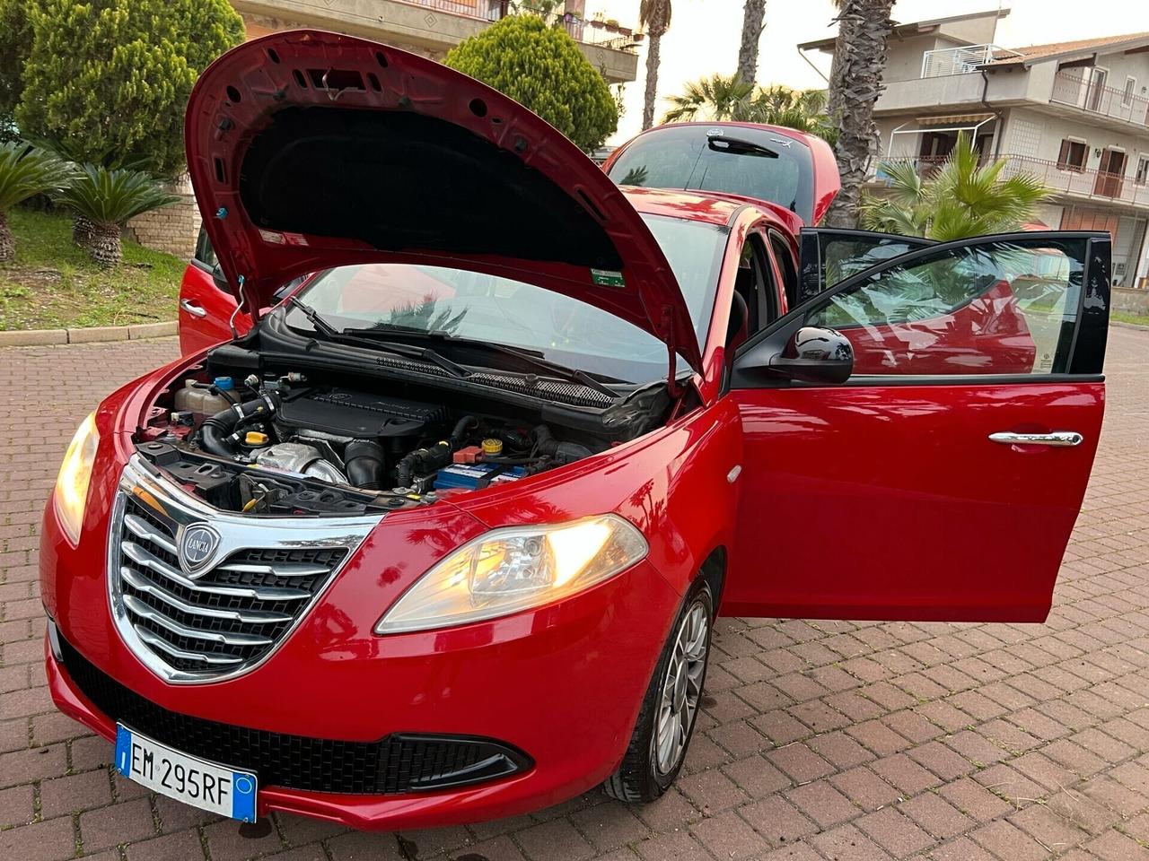 Lancia Ypsilon 1.3 MJT 16V 95 CV 5 porte S&S