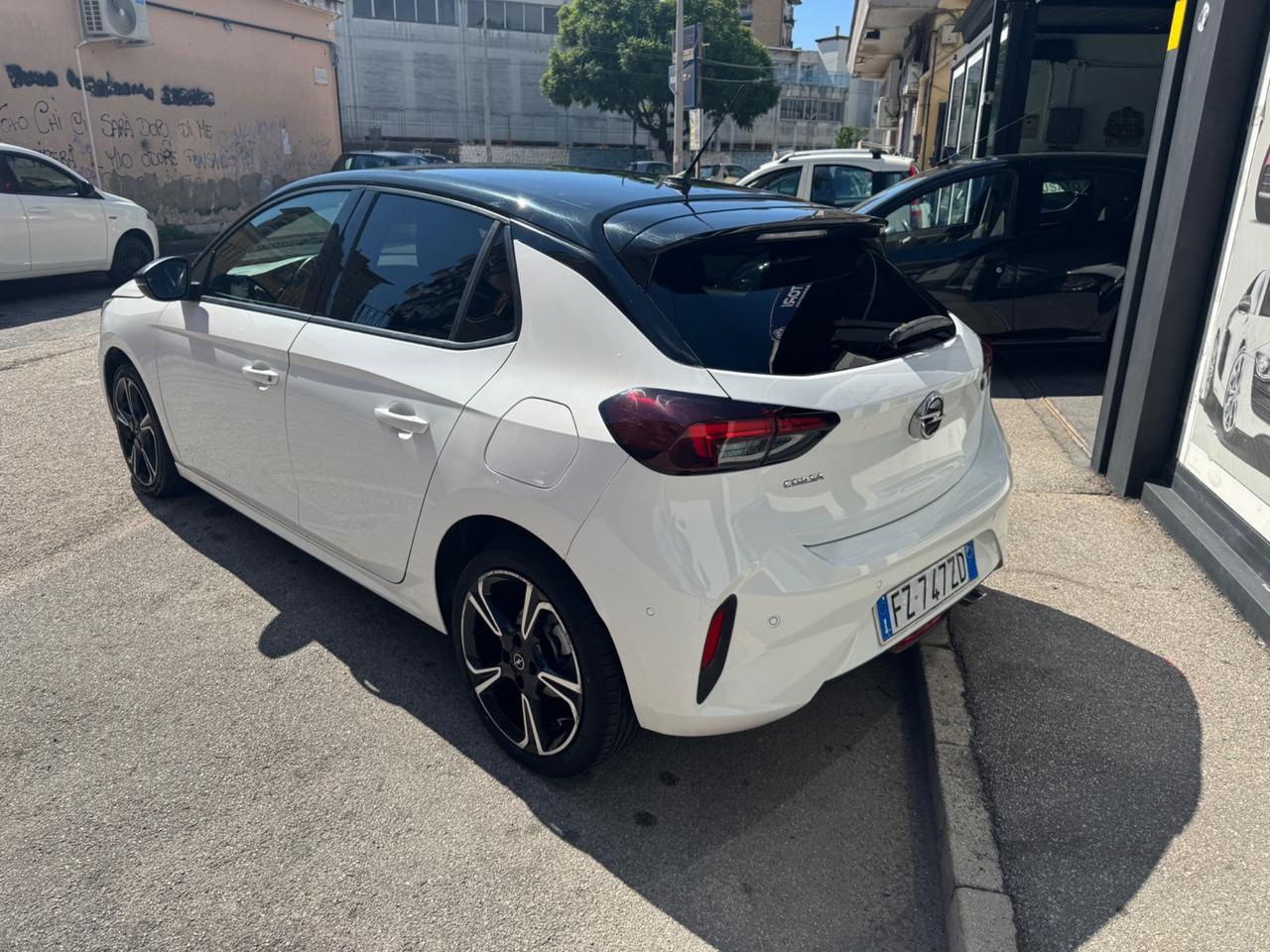 Opel Corsa 1.2 100 CV GS Line