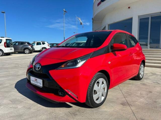 Toyota Aygo 1.0 x-business 5p